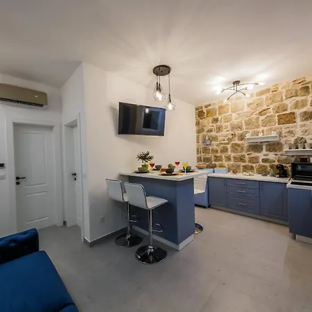 شقة Angels-split **** سبليت