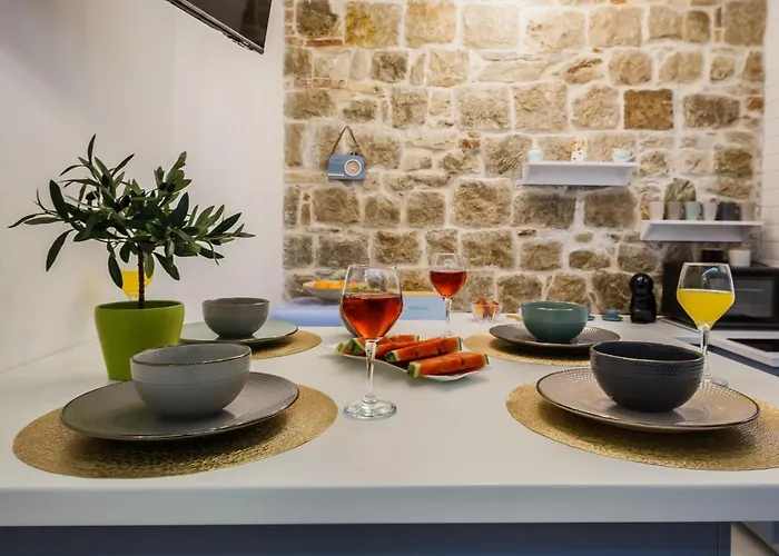 Angels-split **** * Split